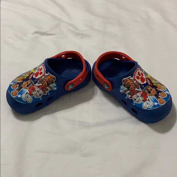paw patrol crocs size 8